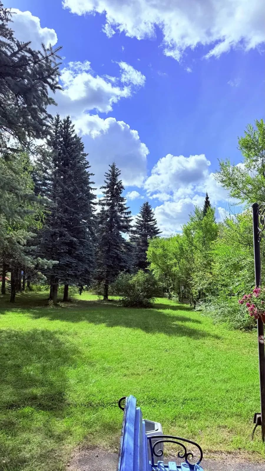 Летний парк санатория